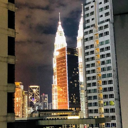 Klcc One Bedroom Apt & Studio クアラルンプール エクステリア 写真