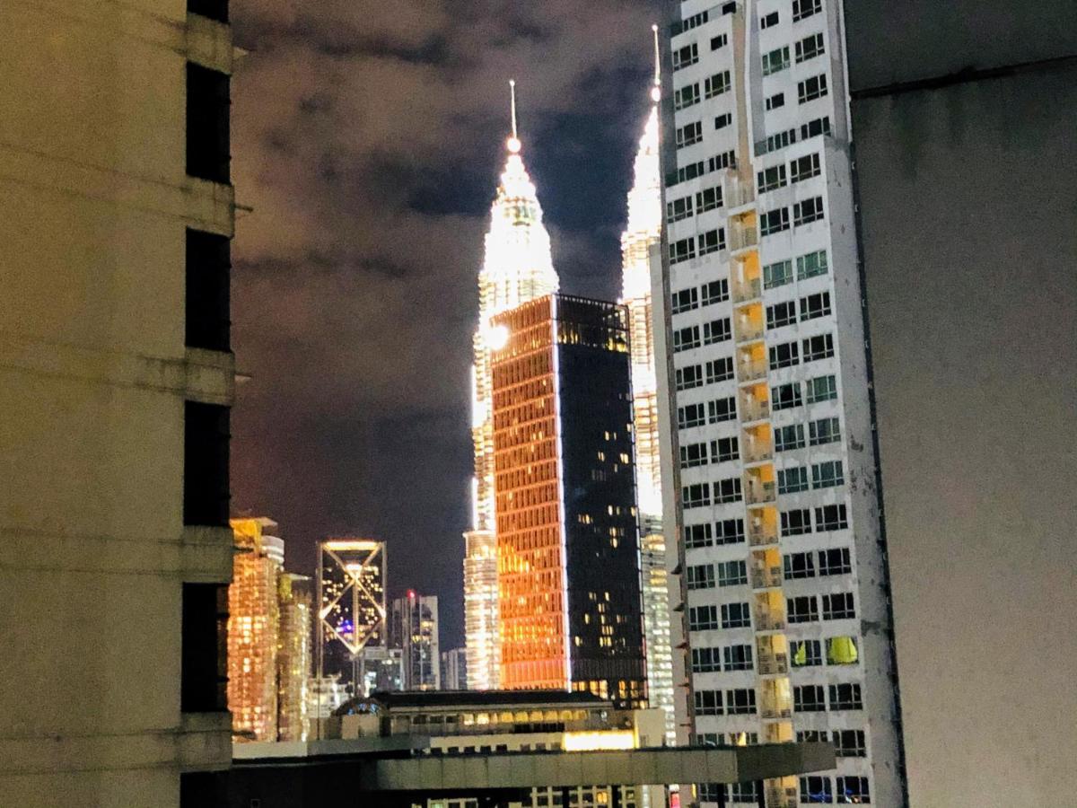 Klcc One Bedroom Apt & Studio クアラルンプール エクステリア 写真